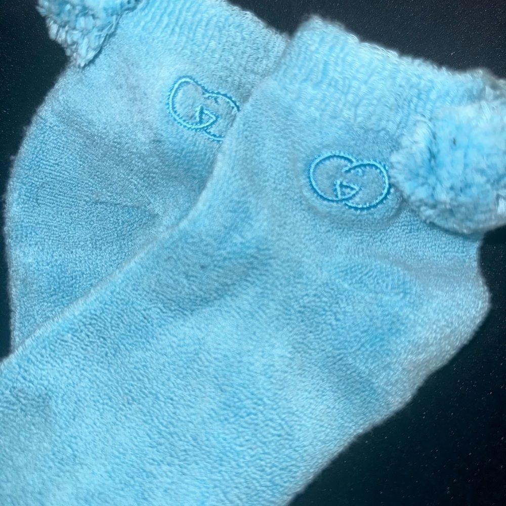 Brand new women’s Gucci Blue Socks fits size 6-10 shoe